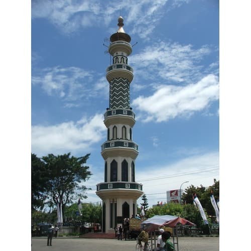 Detail Gambar Menara Masjid Di Indonesia Nomer 5