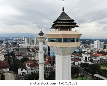 Detail Gambar Menara Masjid Di Indonesia Nomer 43