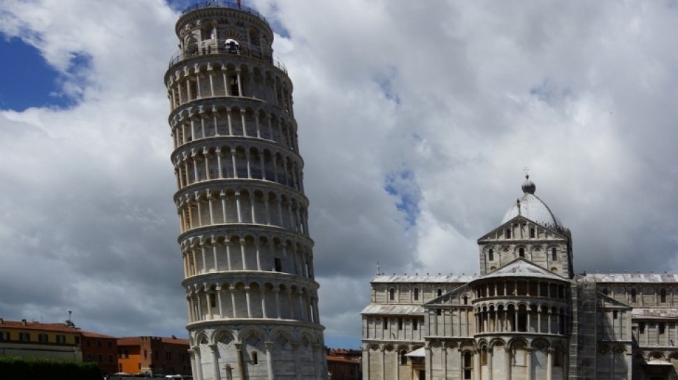 Detail Gambar Menara Pisa Nomer 49