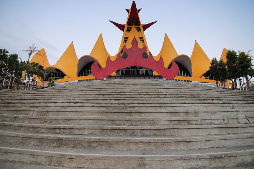 Detail Gambar Menara Siger Lampung Nomer 28