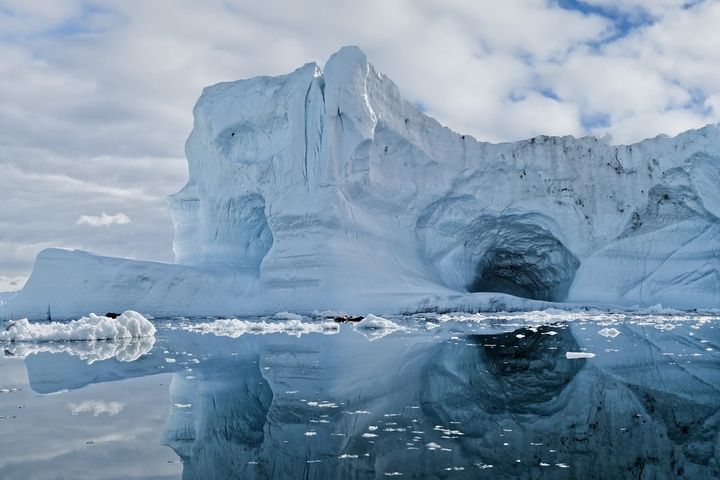 Detail Gambar Mencairnya Glasier Yang Menyebabkan Kadar Air Laut Meningkat Nomer 12