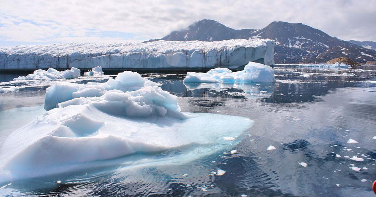 Detail Gambar Mencairnya Glasier Yang Menyebabkan Kadar Air Laut Meningkat Nomer 41