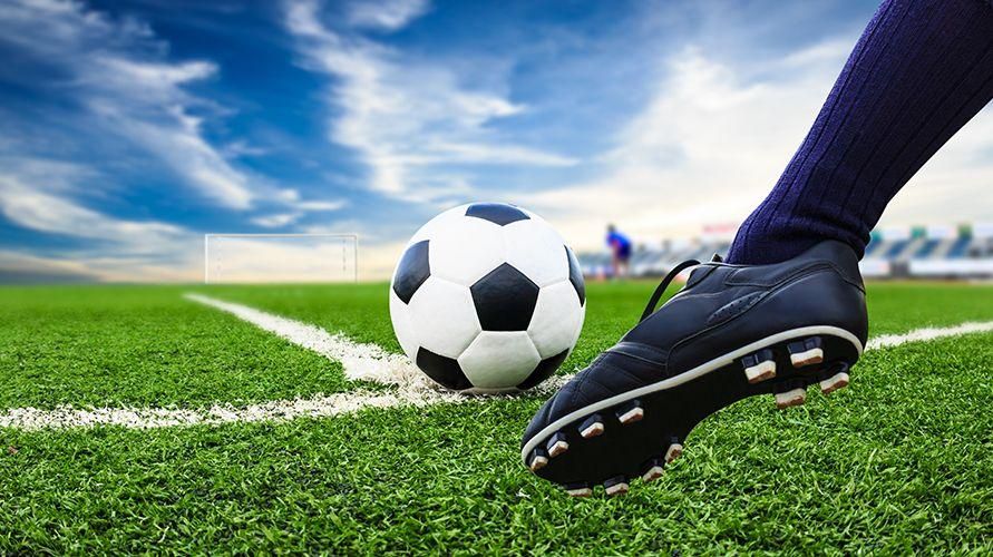 Detail Gambar Menendang Dengan Kaki Bagian Dalam Nomer 21