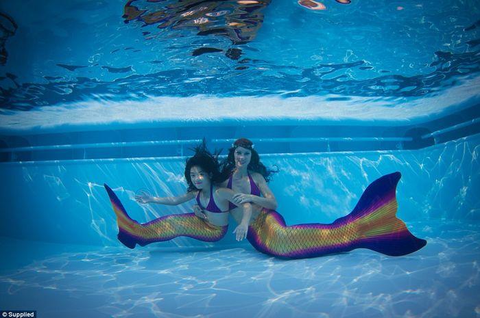 Detail Gambar Mermaid Yang Menyeramkan Gambar Jailangkung Nomer 4