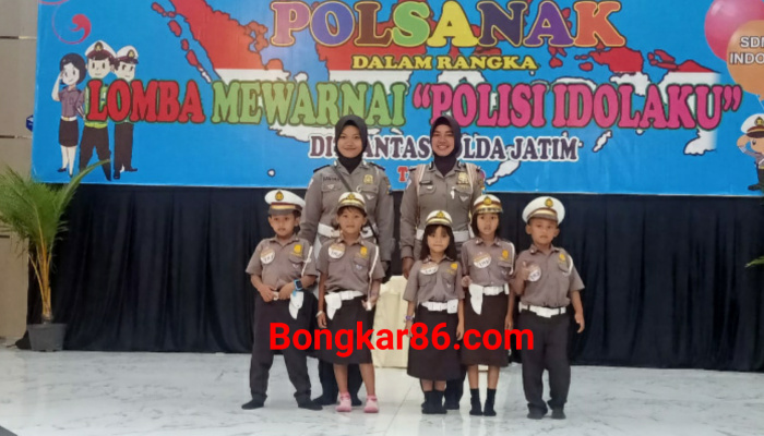 Detail Gambar Mewarnai Petani Gambar Mewarnai Polisi Nomer 17