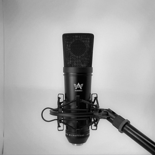 Gambar Mic Condenser - KibrisPDR