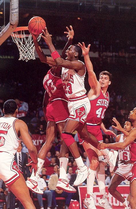 Detail Gambar Michael Jordan Layups Nomer 26