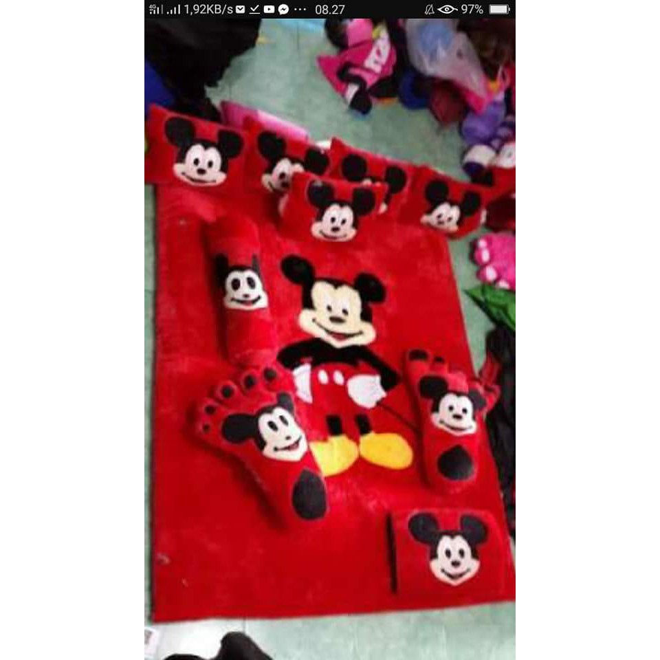 Detail Gambar Mickey Mouse Warna Merah Nomer 43