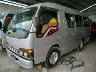 Detail Gambar Micro Bus Elf Nomer 56