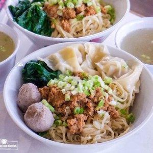 Detail Gambar Mie Ayam Pangsit Basah Nomer 20