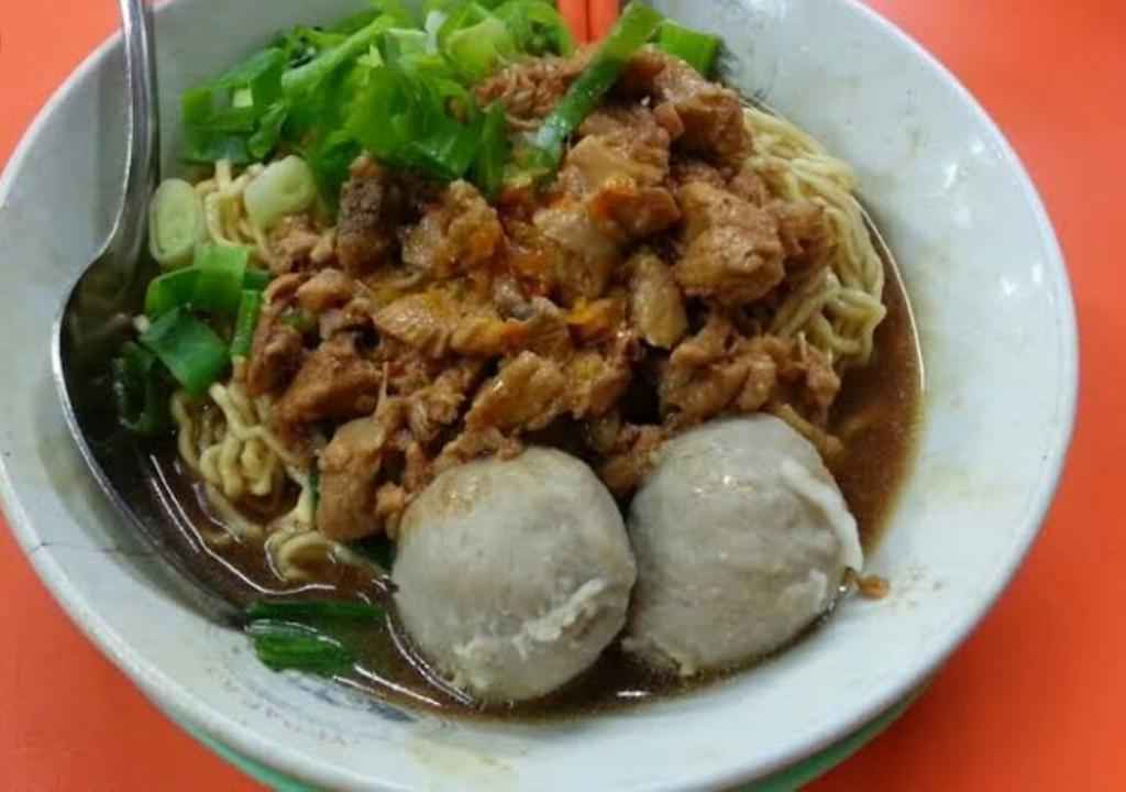 Detail Gambar Mie Ayan Dan Bakso Nomer 26