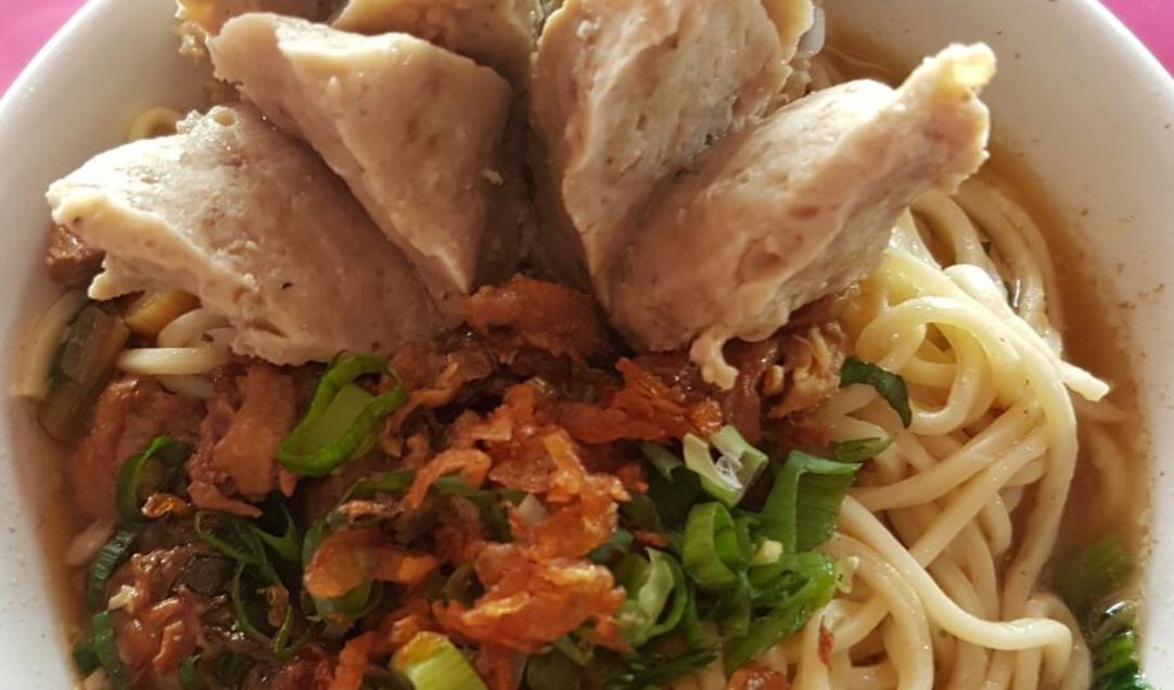 Detail Gambar Mie Ayan Dan Bakso Nomer 44