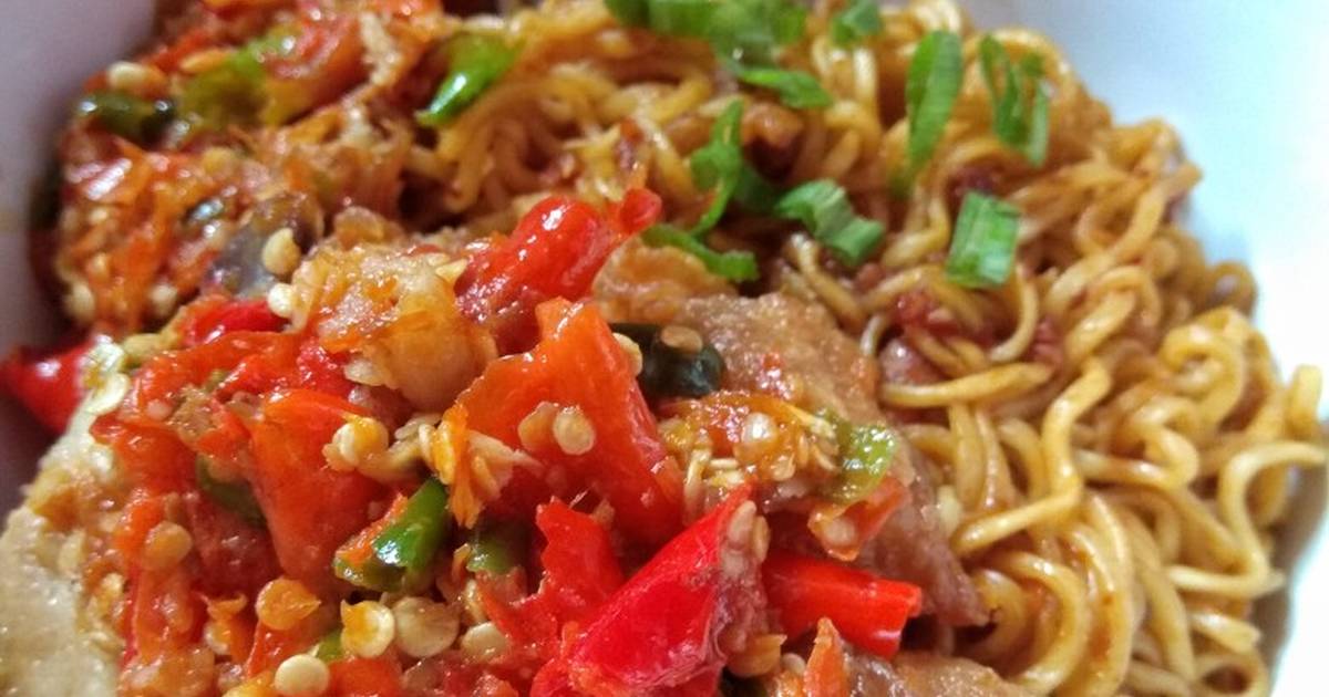 Detail Gambar Mie Goreng Ayam Geprek Nomer 21