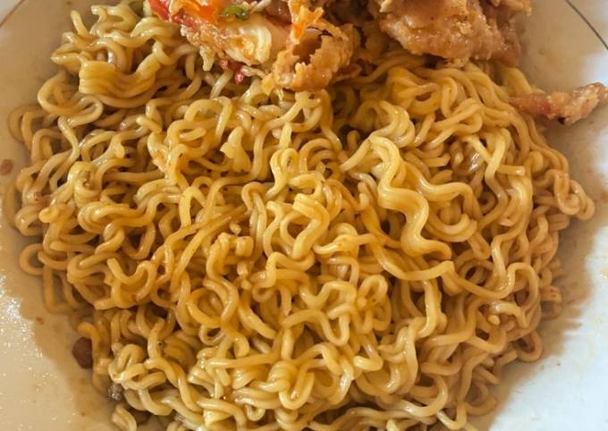 Detail Gambar Mie Goreng Ayam Geprek Nomer 27