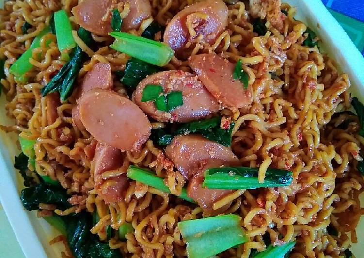 Detail Gambar Mie Goreng Pedas Nomer 15