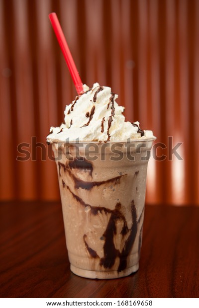 Detail Gambar Milkshake Coklat Nomer 49