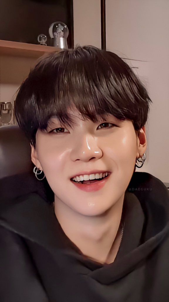 Detail Gambar Min Yoongi Bts Nomer 6