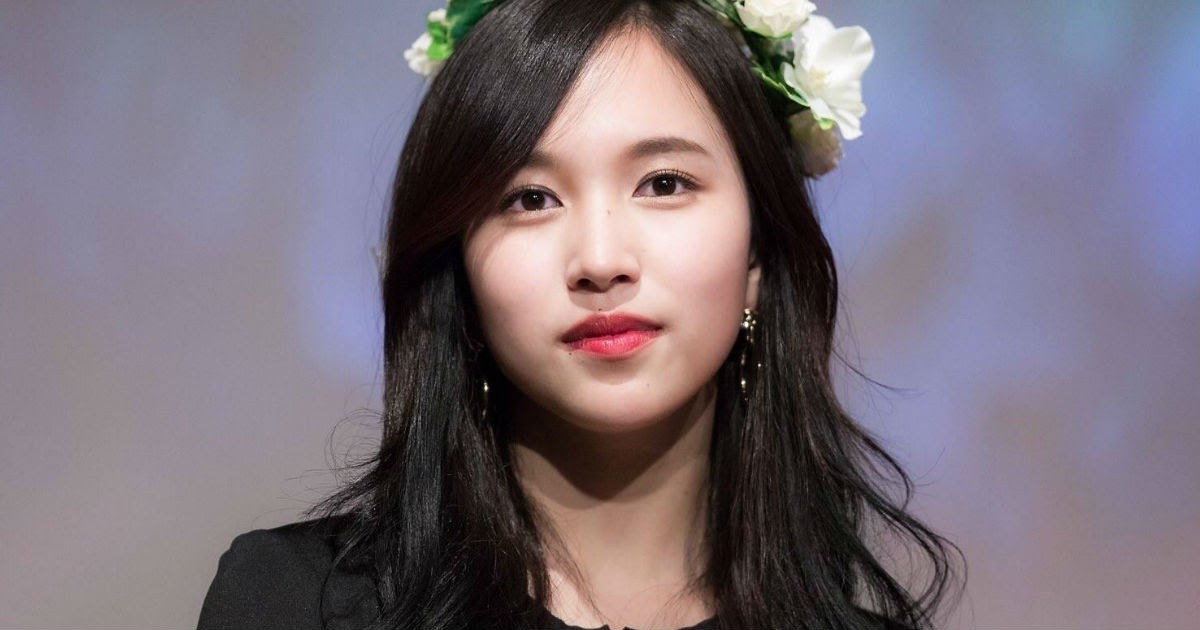 Detail Gambar Mina Twice Nomer 14