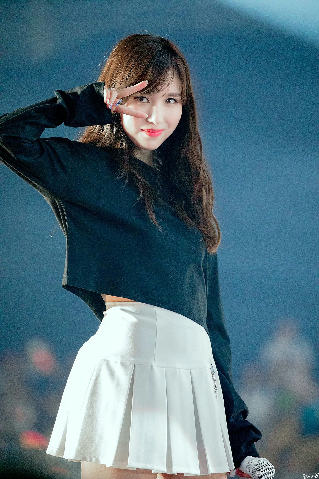 Detail Gambar Mina Twice Nomer 18