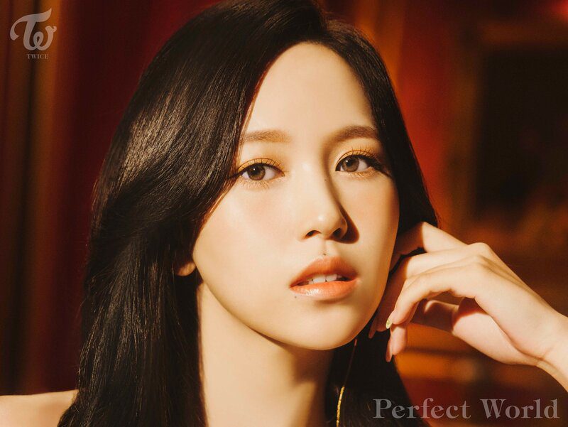 Detail Gambar Mina Twice Nomer 3