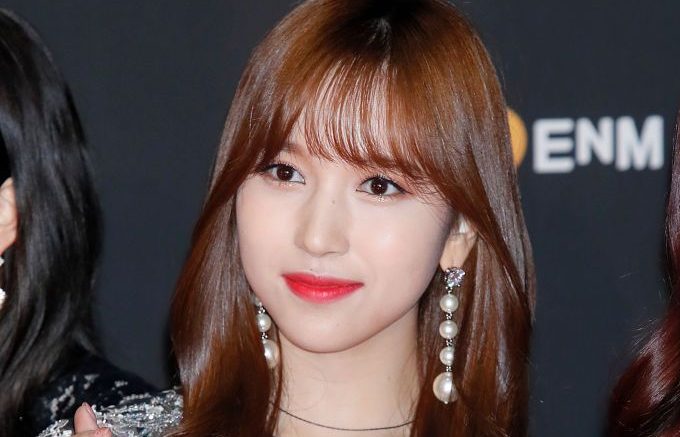 Detail Gambar Mina Twice Nomer 36
