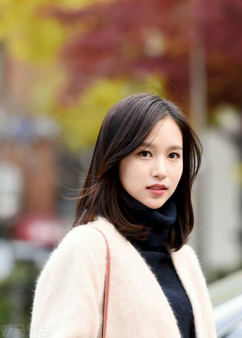 Detail Gambar Mina Twice Nomer 8