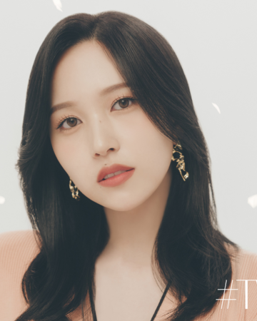 Detail Gambar Mina Twice Nomer 10