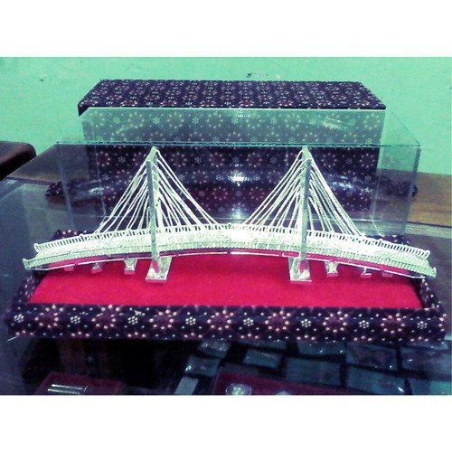 Detail Gambar Miniatur Jembatan Suramadu Nomer 3