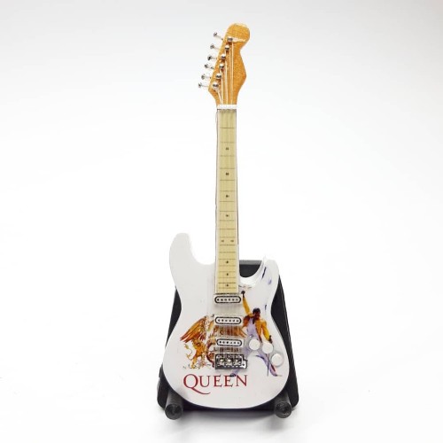 Download Gambar Miniatur Mobil Gambar Miniatur Gitar Nomer 34