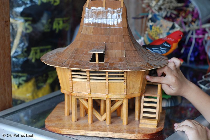 Detail Gambar Miniatur Rumah Adat Nomer 6