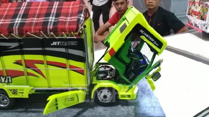 Detail Gambar Miniatur Truk Nomer 24