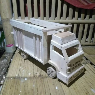 Detail Gambar Miniatur Truk Mentahan Nomer 55