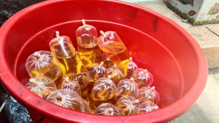 Detail Gambar Minyak Goreng Curah Nomer 39