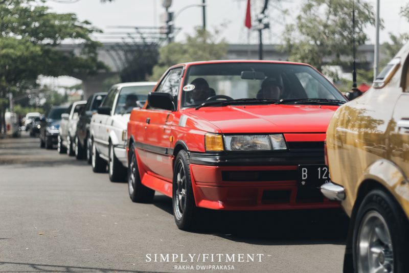 Detail Gambar Mobil Antik Indonesia Nomer 40