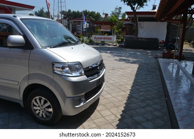 Detail Gambar Mobil Apv Nomer 38