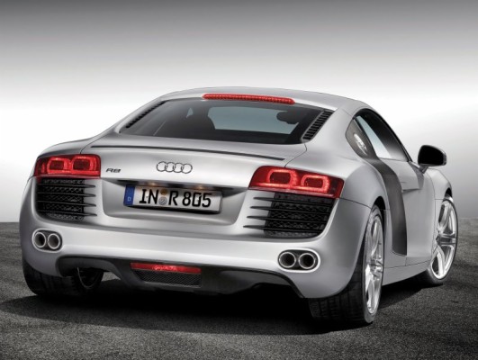 Detail Gambar Mobil Audi R8 Nomer 16