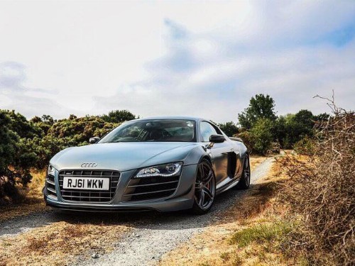 Detail Gambar Mobil Audi R8 Nomer 53