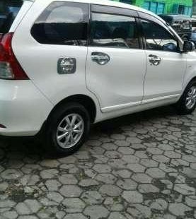 Detail Gambar Mobil Avanza Putih Nomer 2