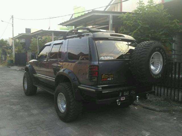 Detail Gambar Mobil Blazer Nomer 37