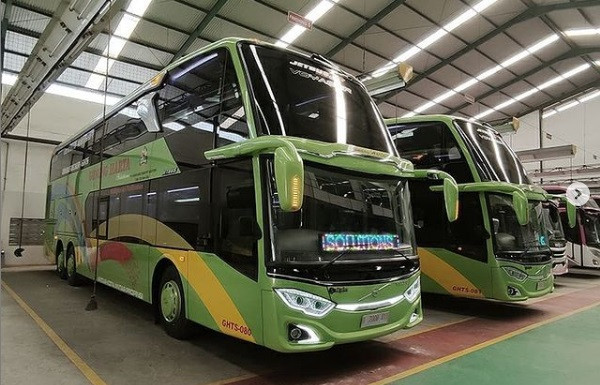 Detail Gambar Mobil Bus Keren Nomer 28