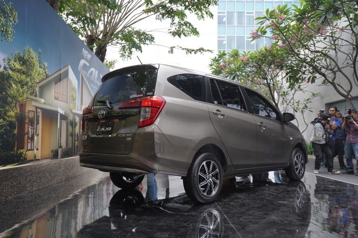 Detail Gambar Mobil Calya 2019 Nomer 58