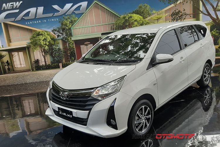 Detail Gambar Mobil Calya Nomer 29