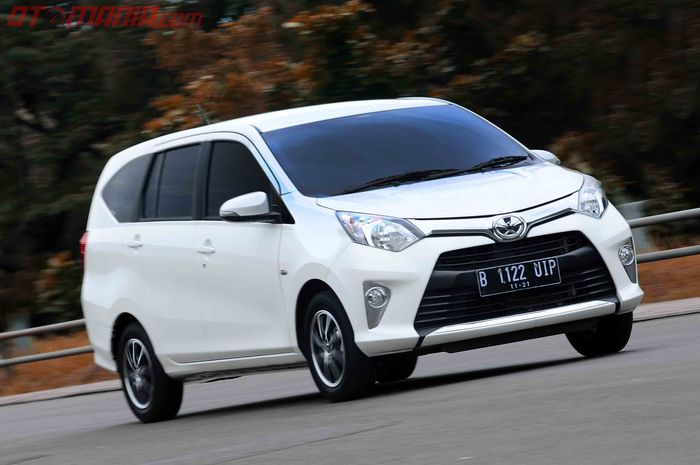 Detail Gambar Mobil Calya Nomer 32
