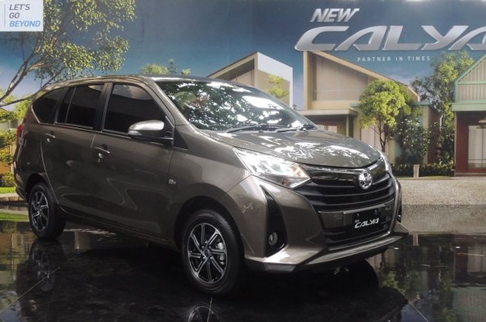 Detail Gambar Mobil Calya Tipe G Nomer 16