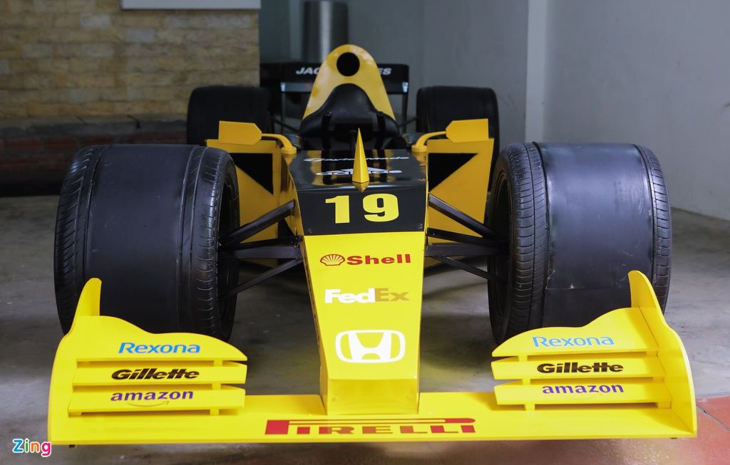 Detail Gambar Mobil F1 Nomer 47