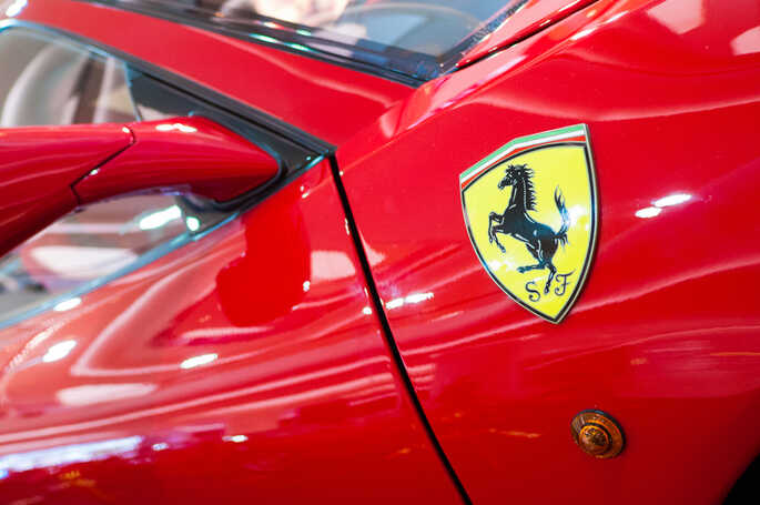 Detail Gambar Mobil Ferrari Terbaru Nomer 26