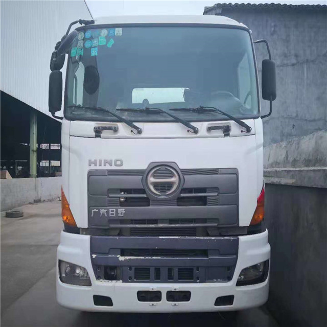 Detail Gambar Mobil Hino 700 Nomer 6