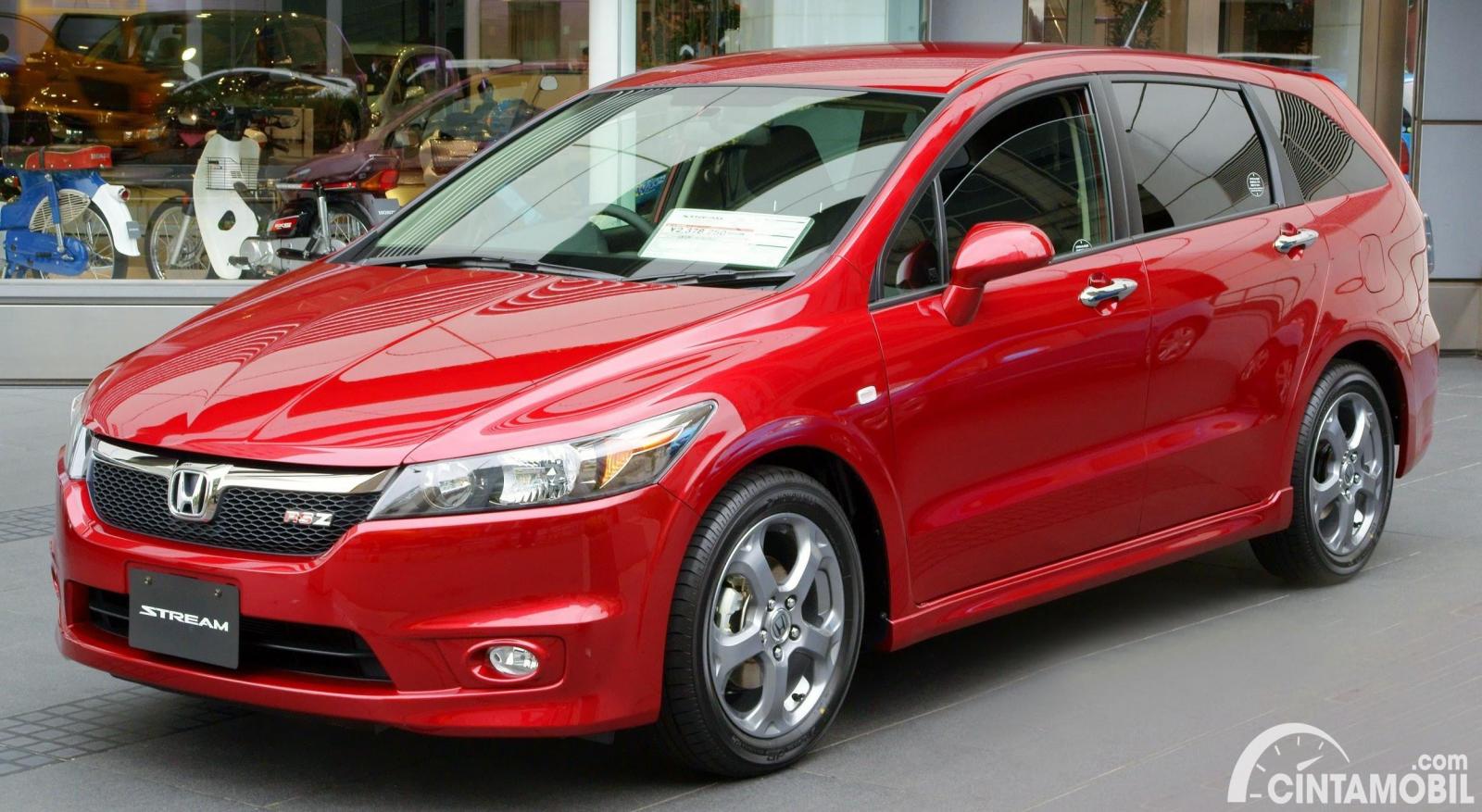 Detail Gambar Mobil Honda Stream Nomer 8