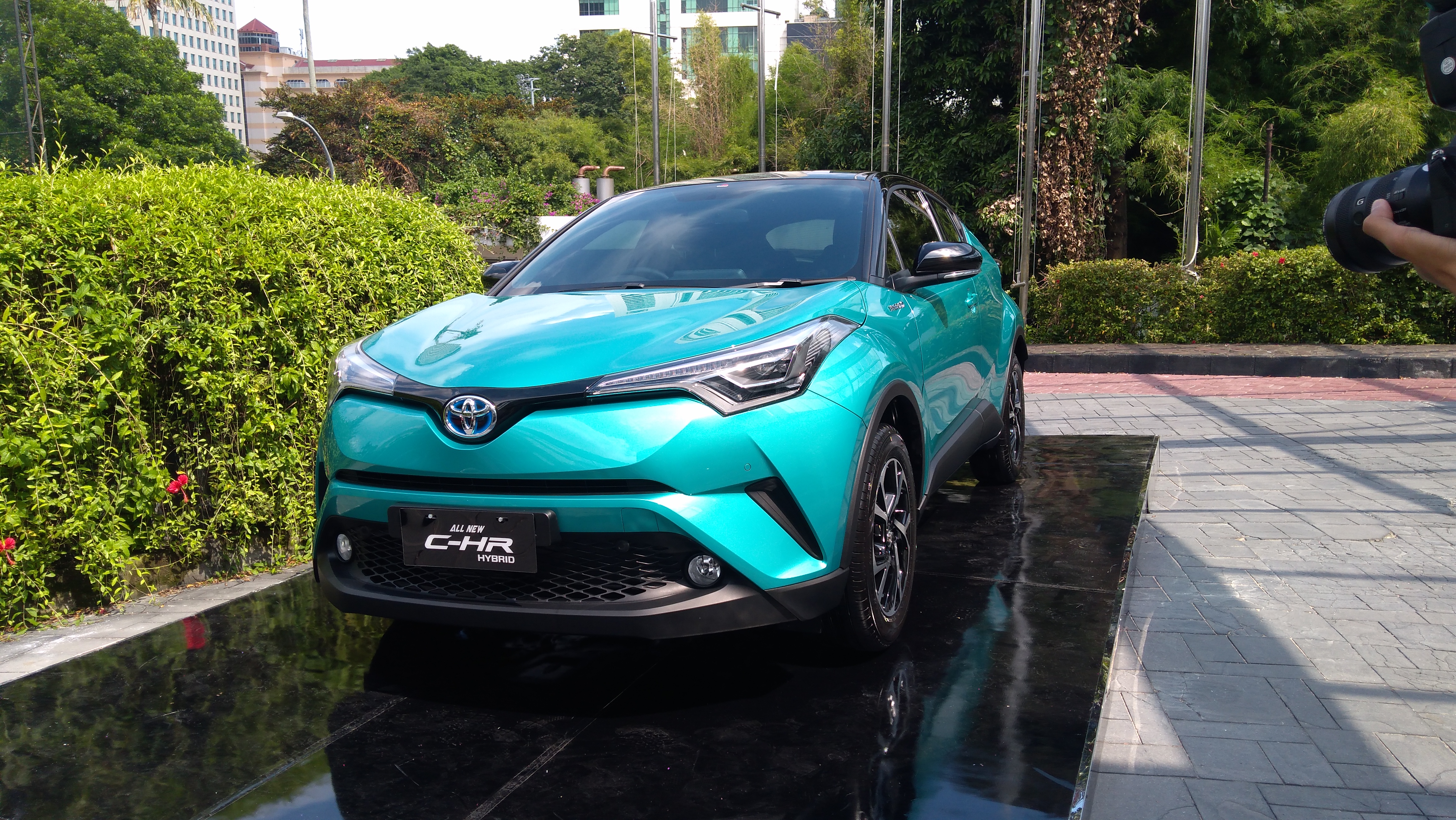 Gambar Mobil Hybrid - KibrisPDR