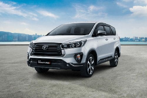 Detail Gambar Mobil Innova Terbaru 2019 Nomer 48